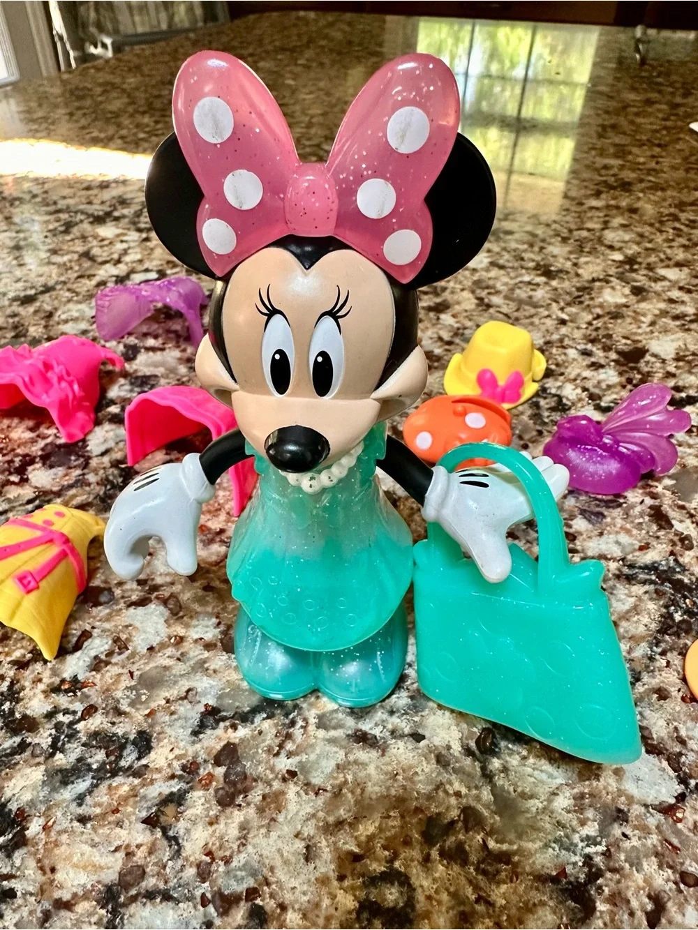 Disney Minnie Mouse Bow-Tique Dress Up Doll Snap N' Style Clothes Toy Lot